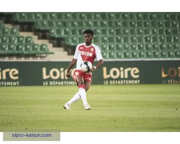 阿尔特塔战术成熟度提升，球队表现稳健值得关注