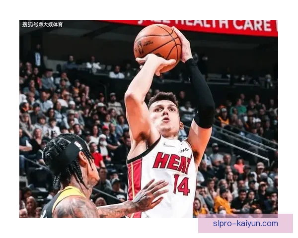 格里马尔多合同细节曝光，续约谈判进入关键阶段，渴望继续留队。